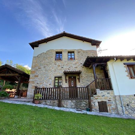 Apartamentos Rurales La Caviana Кангас-де-Оніс Екстер'єр фото