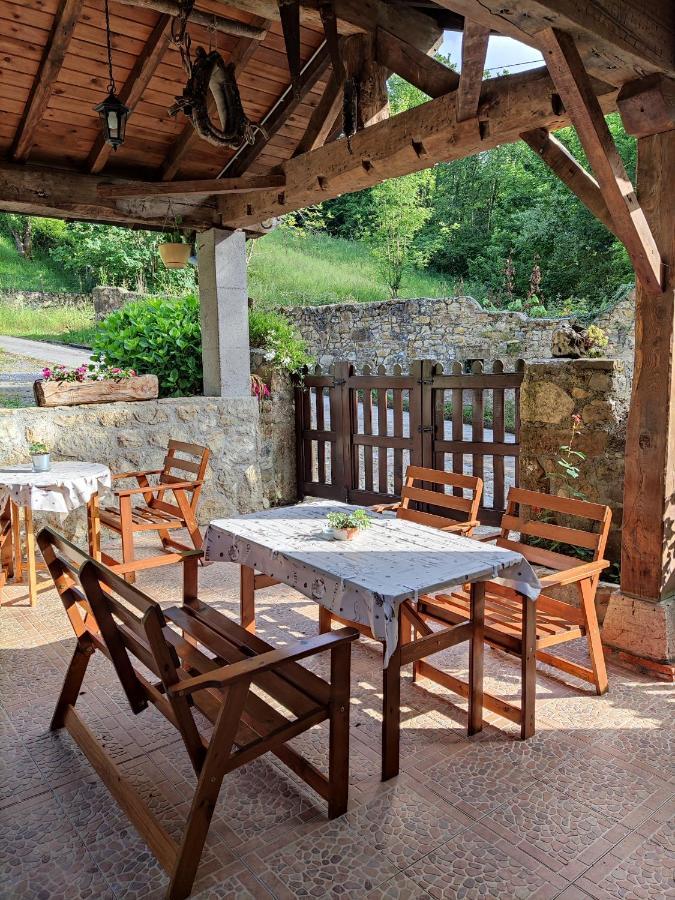 Apartamentos Rurales La Caviana Кангас-де-Оніс Екстер'єр фото