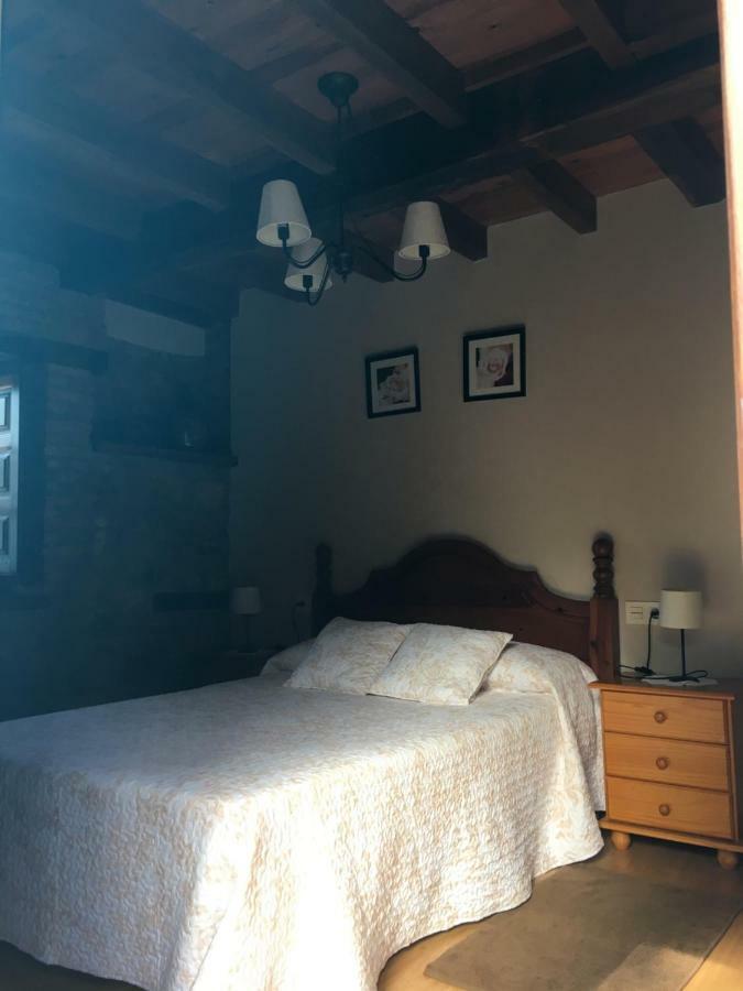 Apartamentos Rurales La Caviana Кангас-де-Оніс Екстер'єр фото